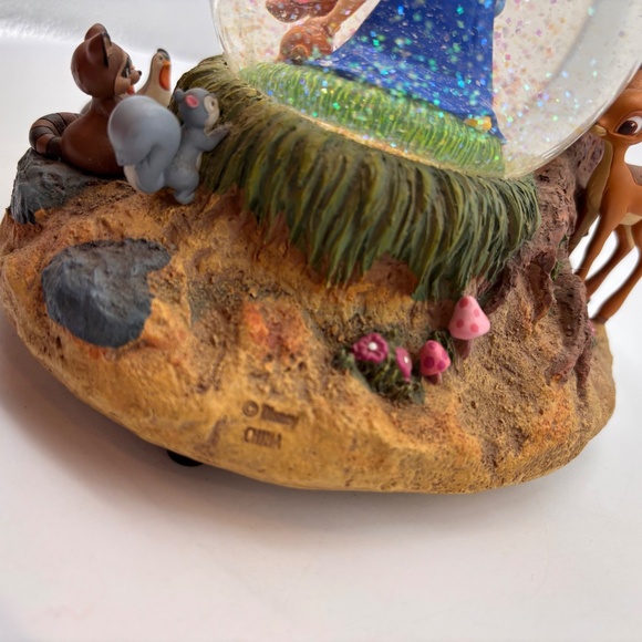 Disney Snow White and Seven Dwarfs Forest and Animals Snow Globe Brahm's Waltz - Picture 9 of 15